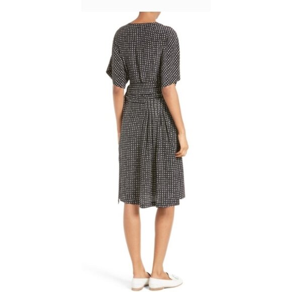 Diane von furstenberg polka dot silk wrap dress Size 0 - Picture 3 of 14